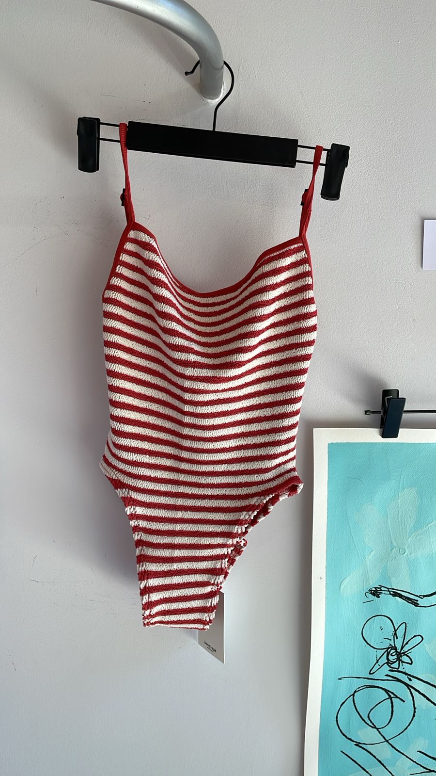 Bond-eye red striped swim