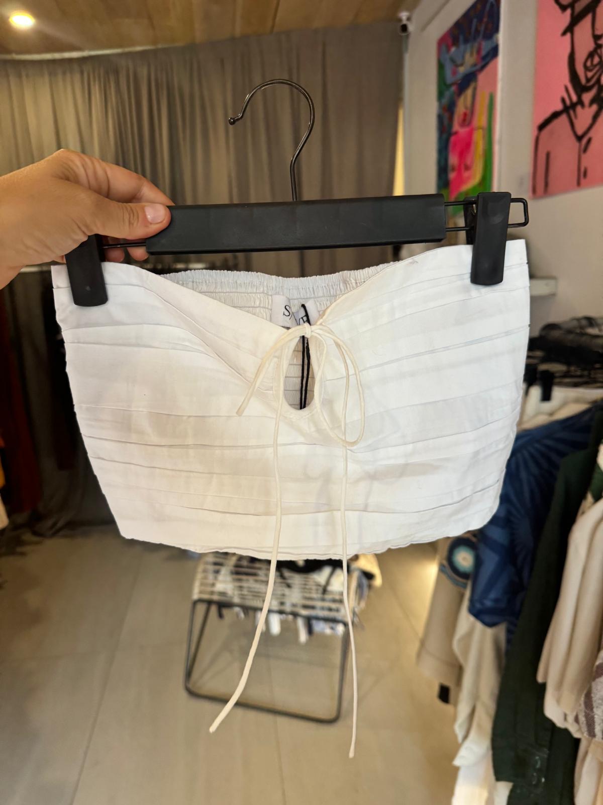 S/w/F - white top
