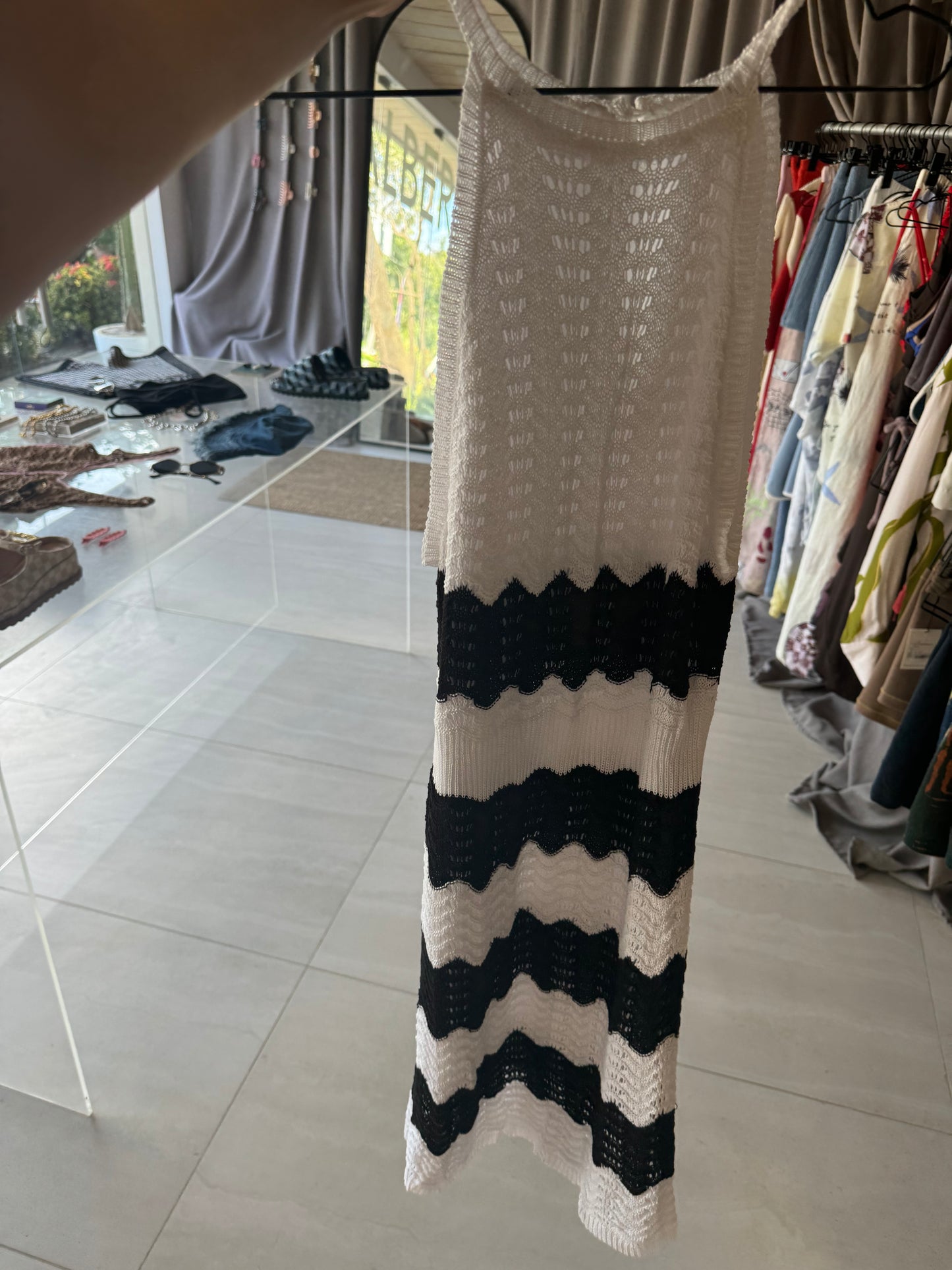 Lost + wander black & white knit