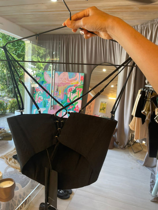 Rumer black top
